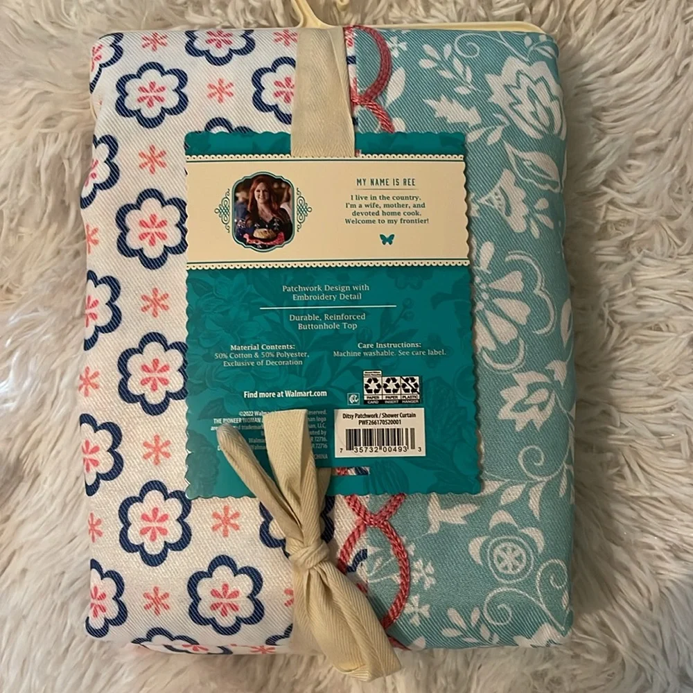 Farmhouse shower curtain Pioneer Woman Ditsy Patchwork Cotton-Rich , 72